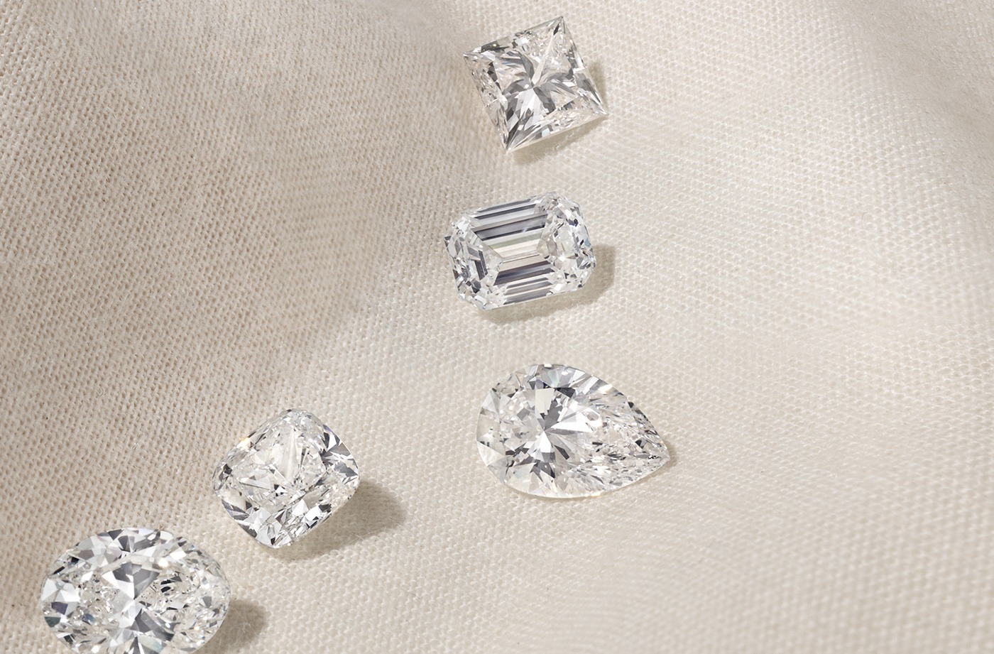 LabGrown Diamonds Vs. Mined Diamonds ─ What’s The Difference?
