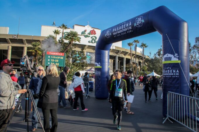 How Inflatable Start/Finish Lines Energize Sports Event